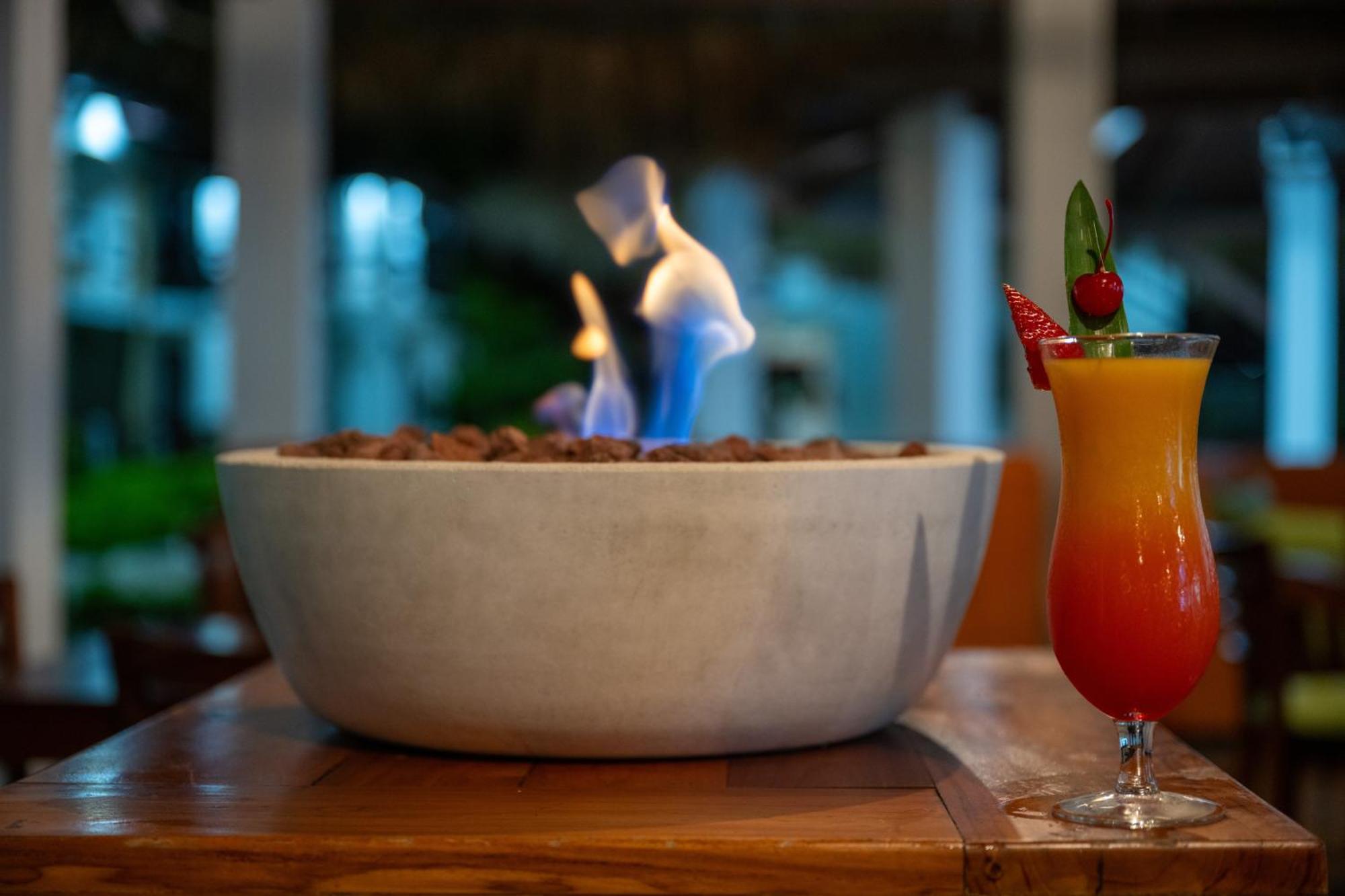 Fuego Del Sol Beachfront Hotel Jacó Екстериор снимка
