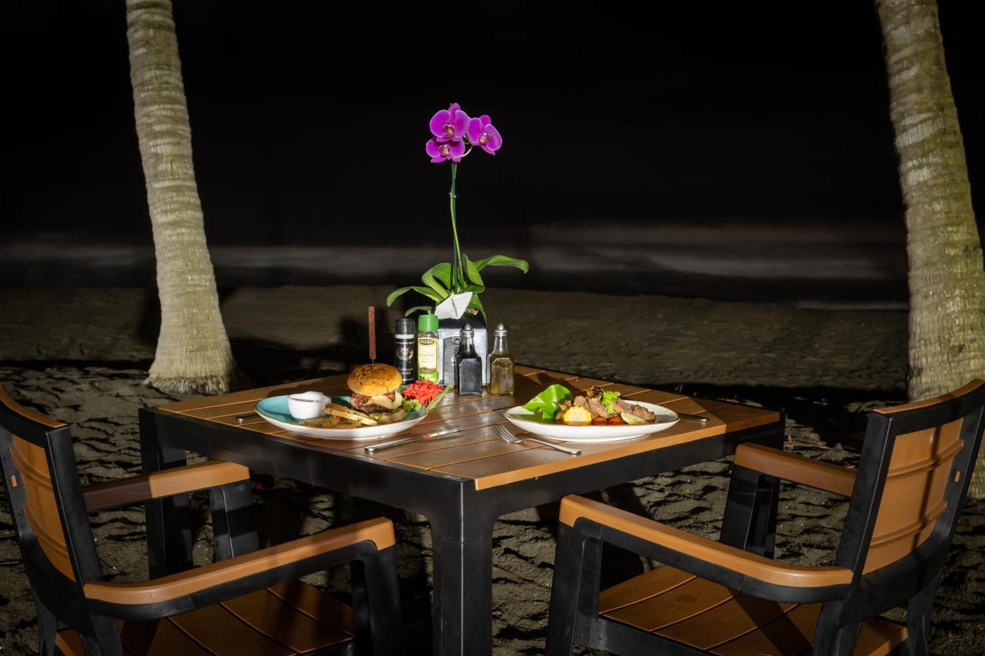 Fuego Del Sol Beachfront Hotel Jacó Екстериор снимка